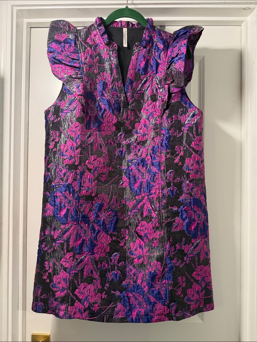 Bold Beautiful Floral Jacquard Shift Dress in Pink & blue size Med